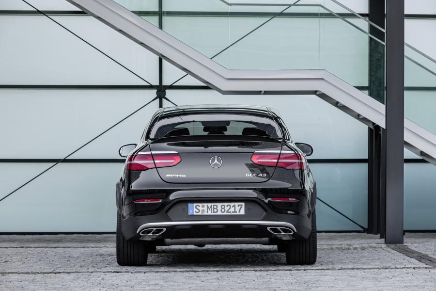  Mercedes-AMG GLC43 4Matic Coupe 2016 года  (WW) (фото 35 из 46)